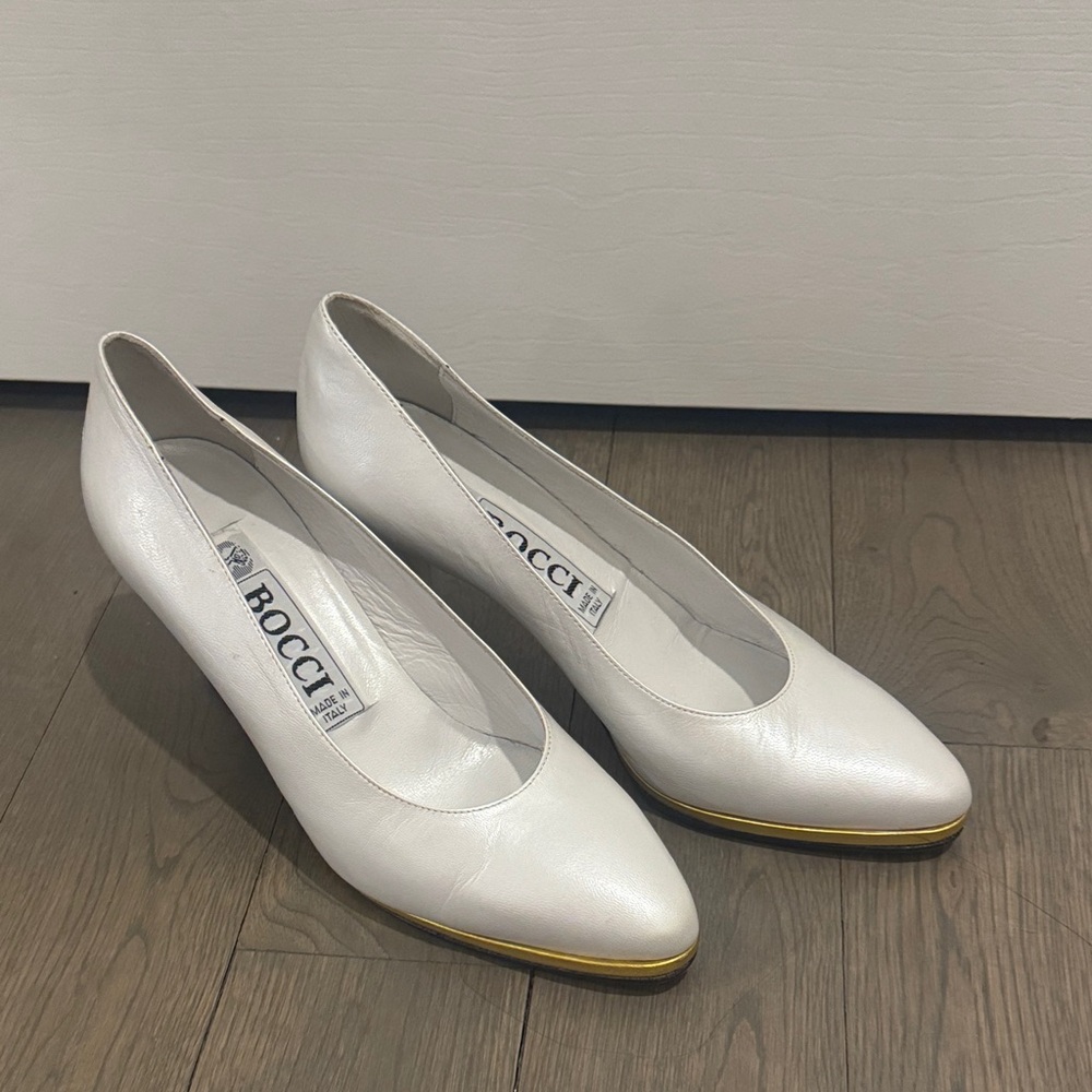 Bocci Women's Classic White Heels